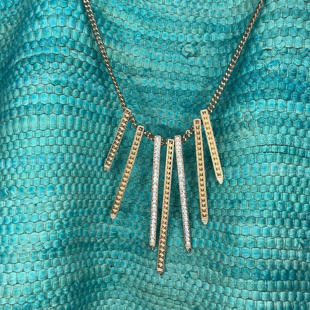 Dangle Necklace - Gold Rhinestone Spears 22$